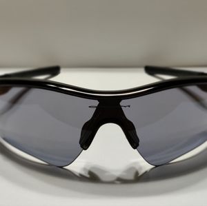 OAKLEY'S Sunglasses